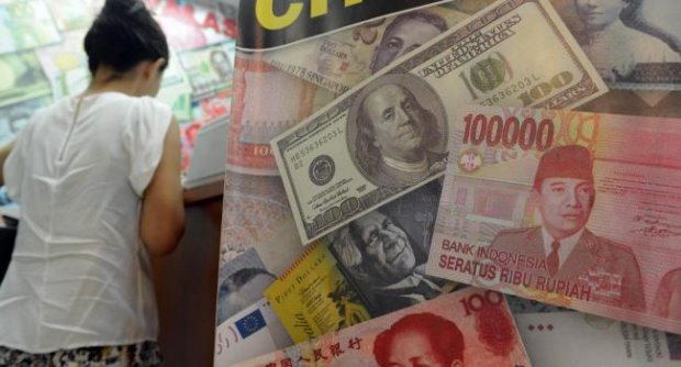 ข่าวอาเซียน : ธนาคารกลางอินโดนีเซียสกัดค่าเงินรูเปียห์หลังดิ่งต่ำสุดตั้งแต่ปี  2552